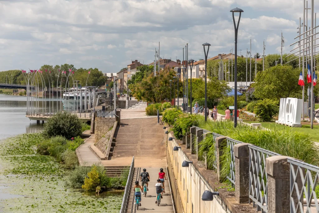 vélo, voie bleue, Mâcon, Saône