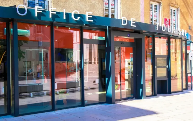 Façade, office de tourisme de Mâcon, Le Sud Bourgogne