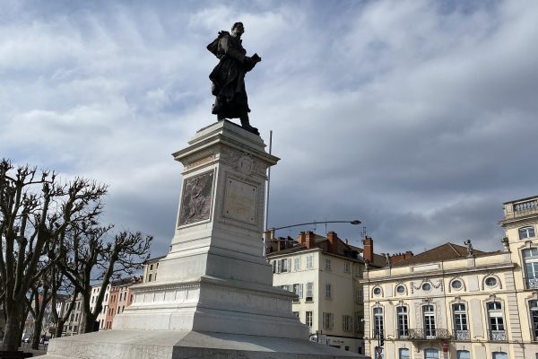 Statue Lamartine, esplanade Lamartine, Mâcon, Le Sud Bourgogne